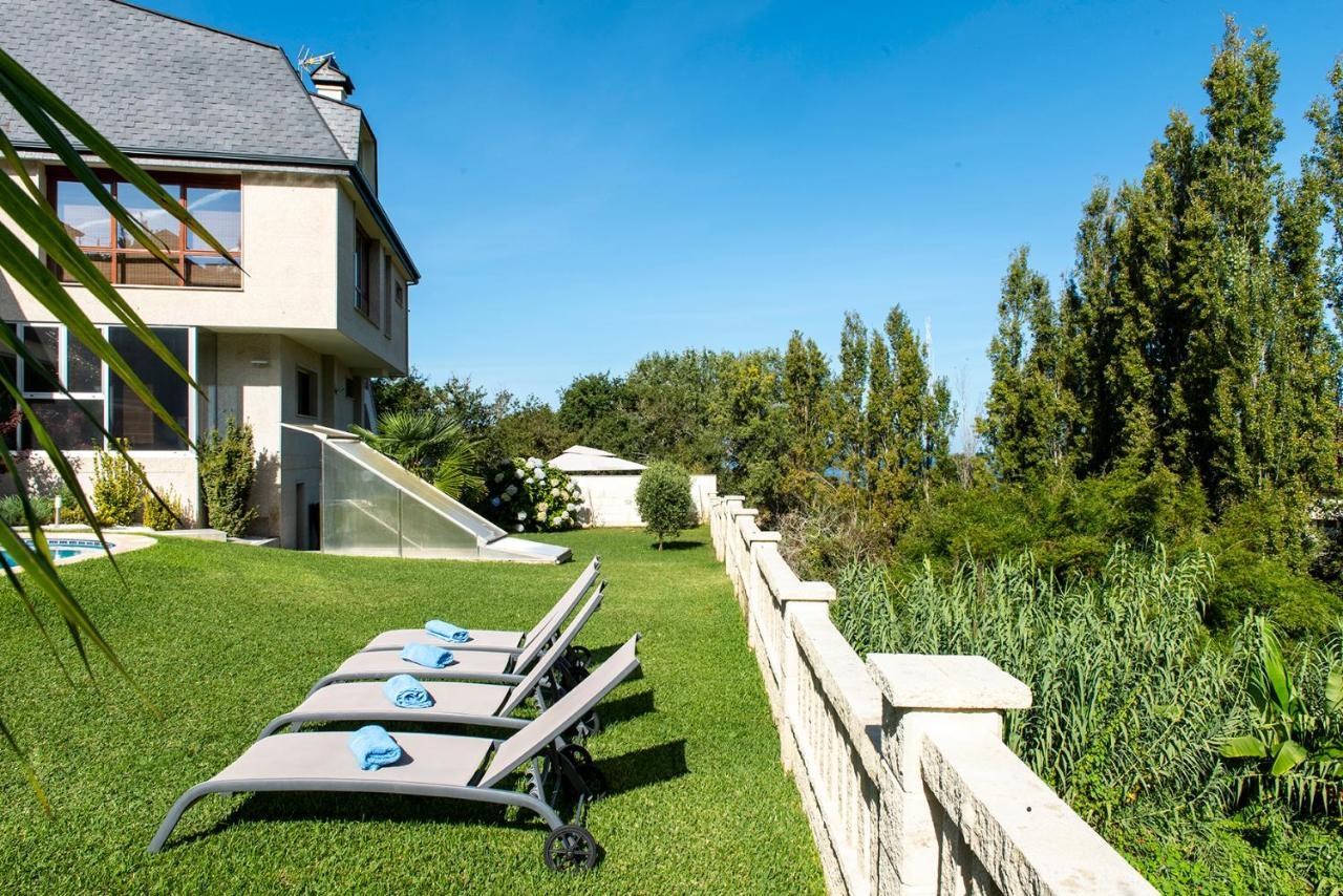 El Castanal Con Piscina Privada Holiday home